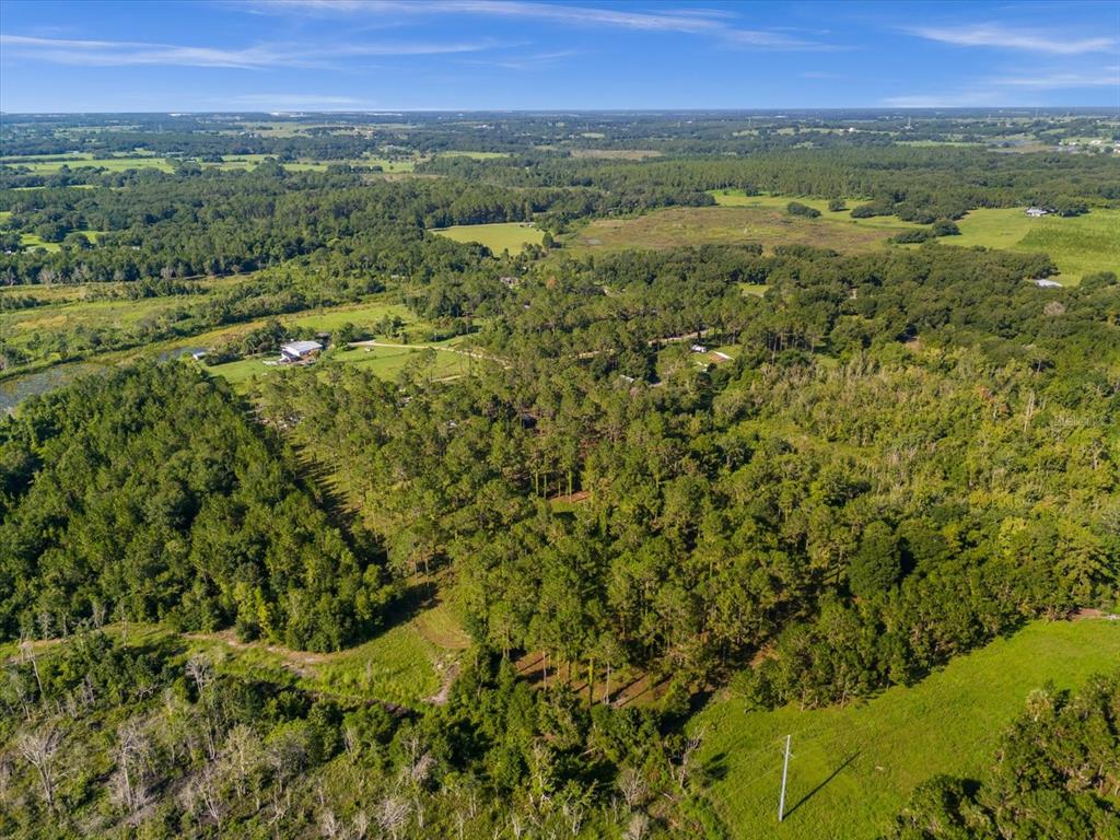 9535 Number 2 Road Howey-in-the-Hills, FL 34737 - Photo 12 of 22