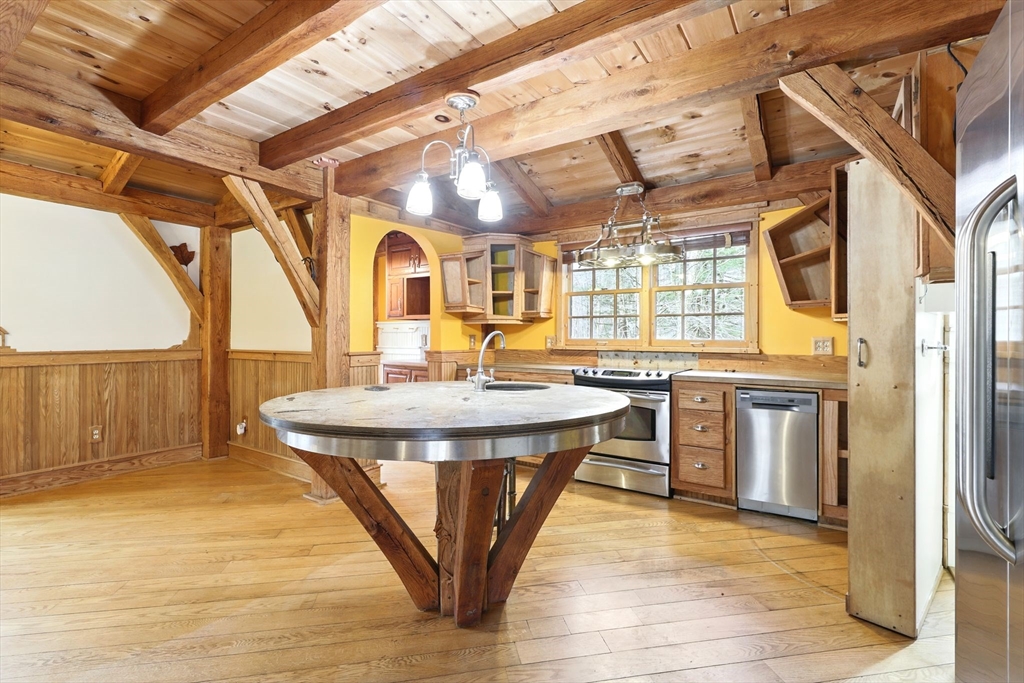 315 Southampton Road Westhampton, MA 01027 - Photo 11 of 39 Gallery Image 11