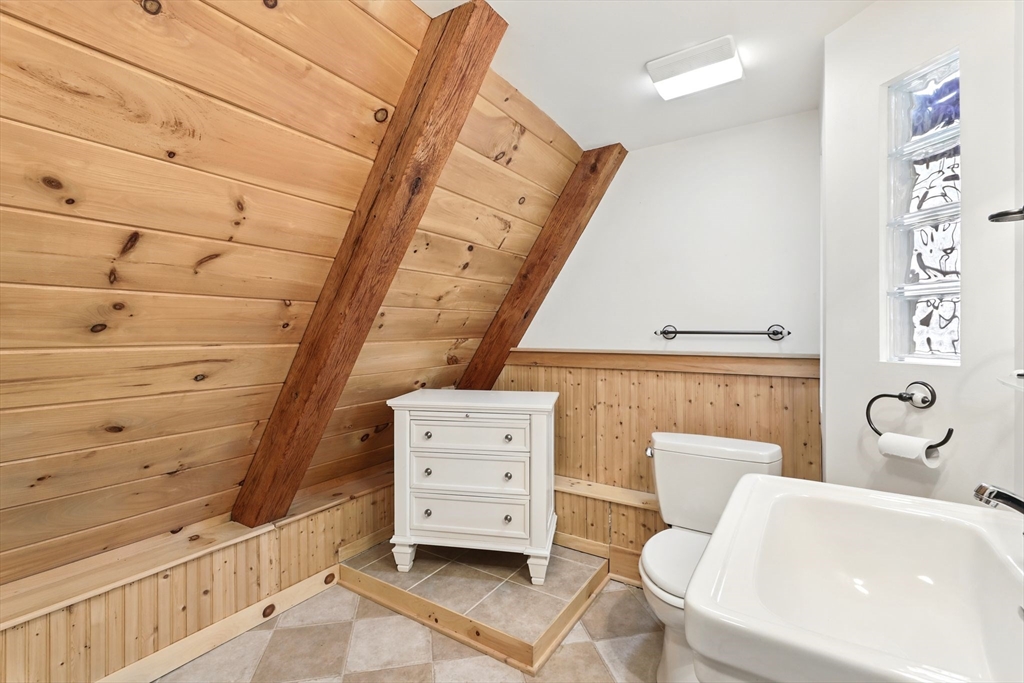 315 Southampton Road Westhampton, MA 01027 - Photo 25 of 39 Gallery Image 25