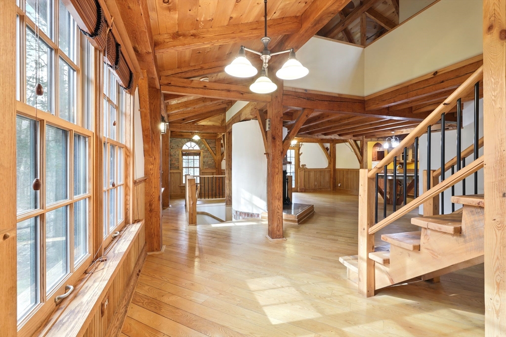 315 Southampton Road Westhampton, MA 01027 - Photo 7 of 39 Gallery Image 7
