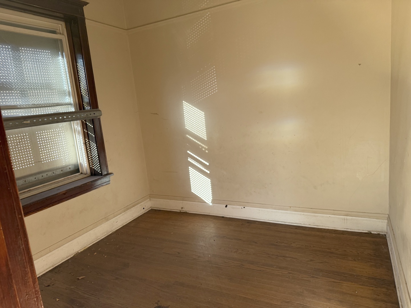 741 North Trumbull Avenue Chicago, IL 60624 - Photo 13 of 28