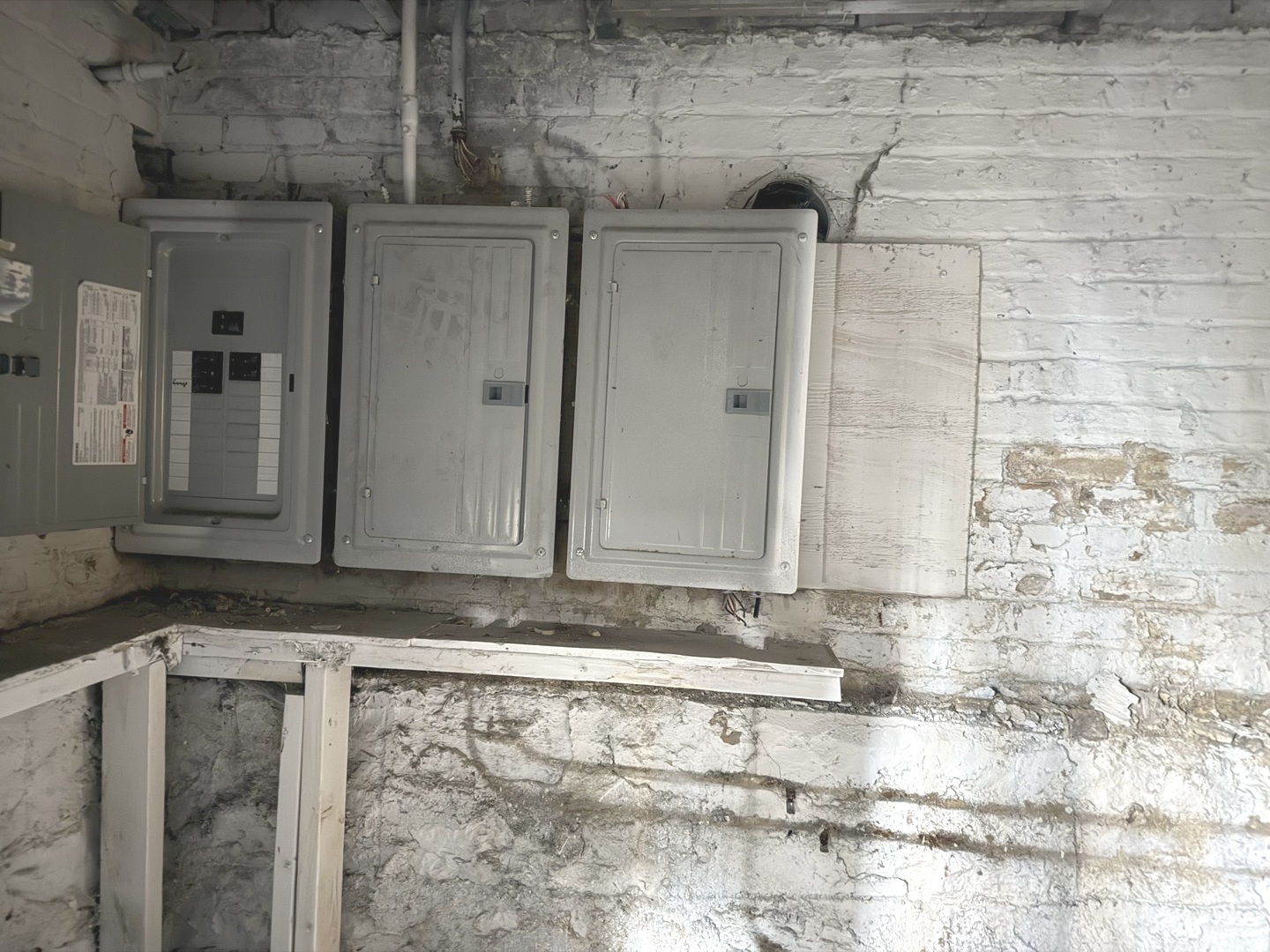 741 North Trumbull Avenue Chicago, IL 60624 - Photo 26 of 28