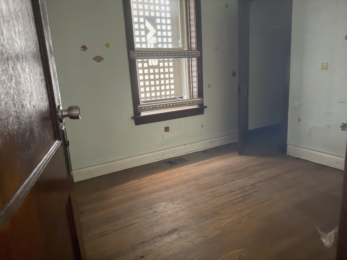 741 North Trumbull Avenue Chicago, IL 60624 - Photo 6 of 28