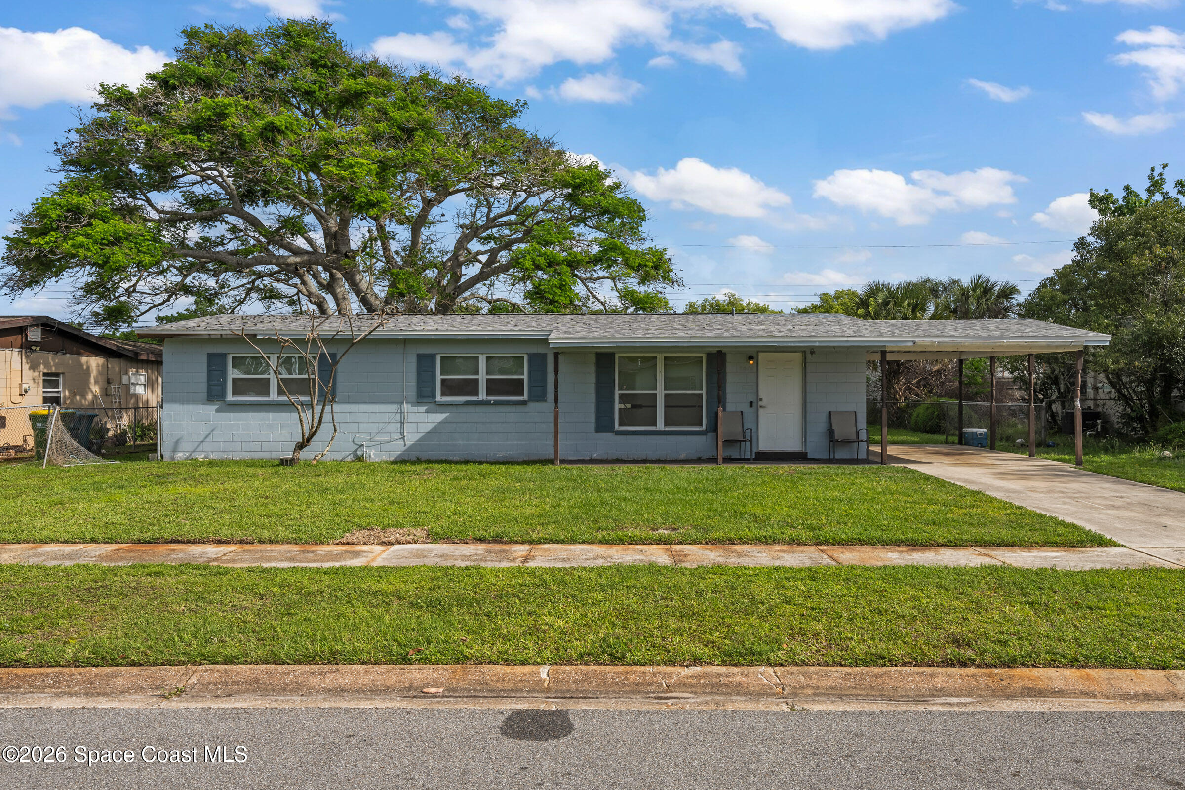 2016 Cooper Drive Cocoa, FL 32922 - Photo 2 of 21 _DSC9258