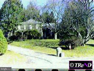 2725 South Kent Road Broomall, PA 19008 - Photo 1 of 1 Gallery Image 1