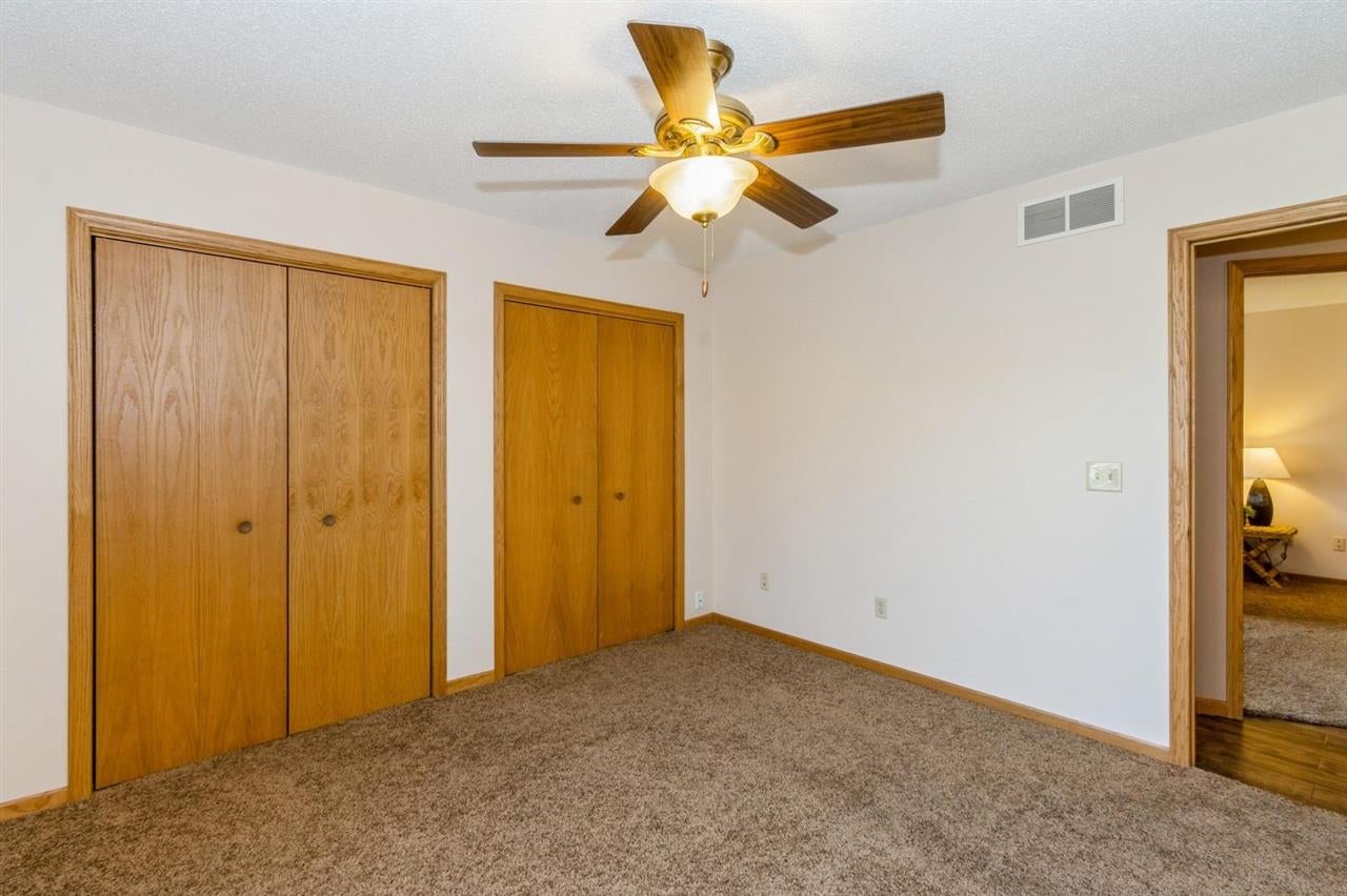 210 Valley Road Williamsburg, IA 52361 - Photo 18 of 26 Gallery Image 18