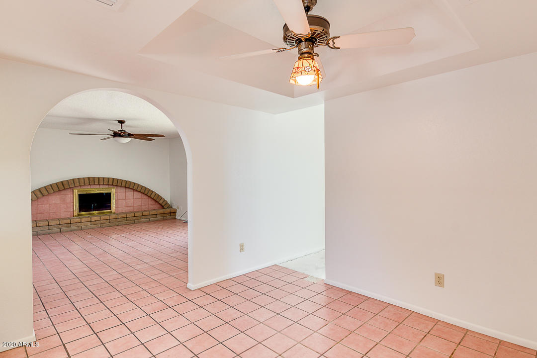 4321 East Hearn Road Phoenix, AZ 85032 - Photo 17 of 49 26-Hearn