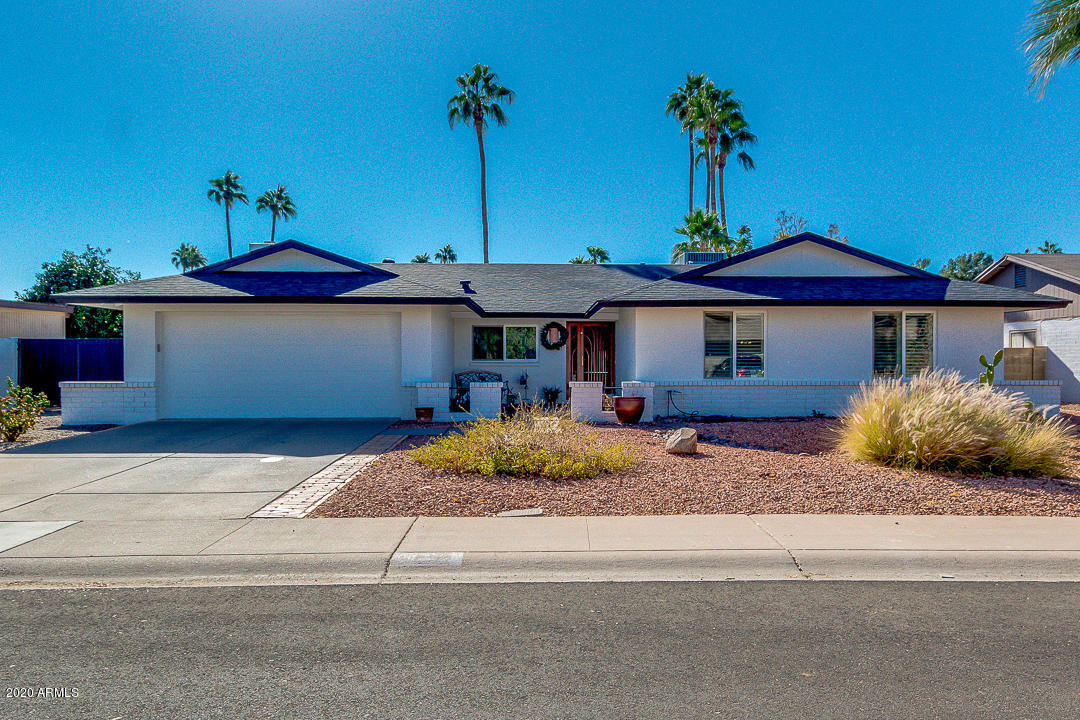 4321 East Hearn Road Phoenix, AZ 85032 - Photo 2 of 49 01-Hearn