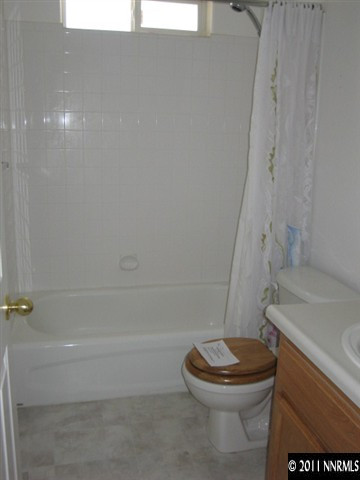 604 Shadow Lane Fernley, NV 89408 - Photo 9 of 13 Photo 9