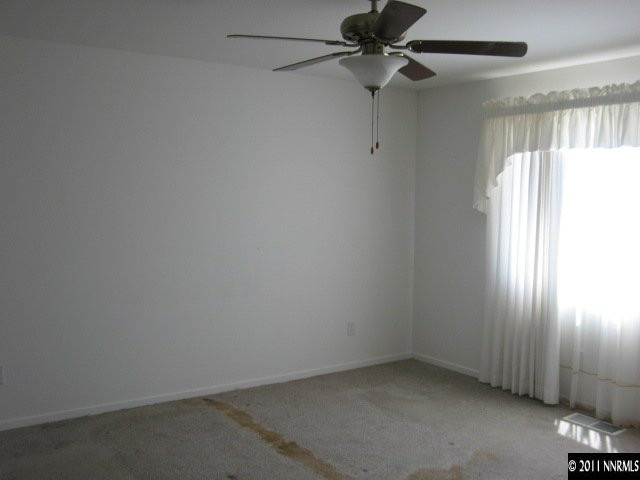 604 Shadow Lane Fernley, NV 89408 - Photo 10 of 13 Photo 10