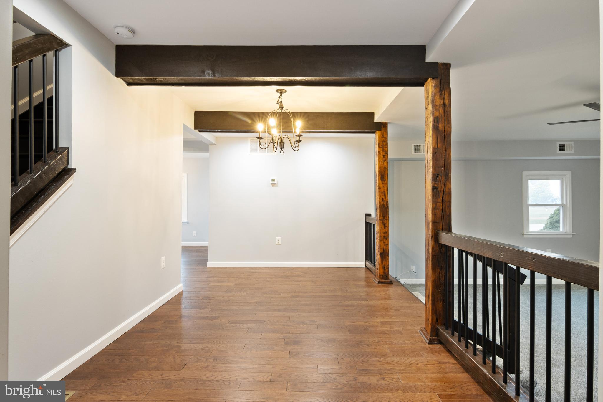 21713 Middletown Road Freeland, MD 21053 - Photo 11 of 41 Dining room