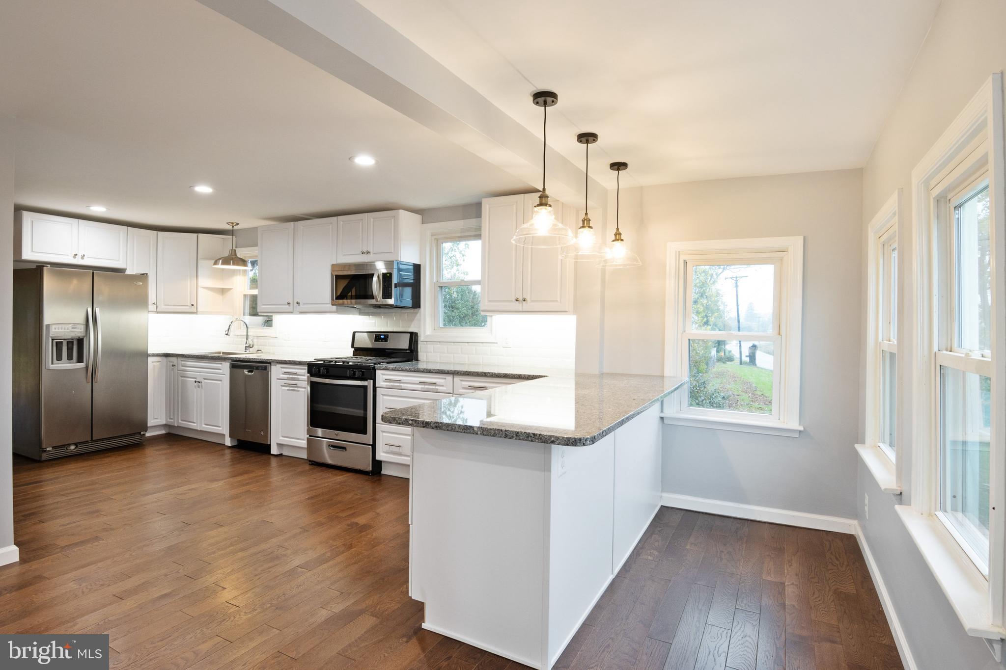 21713 Middletown Road Freeland, MD 21053 - Photo 20 of 41 Breakfast bar