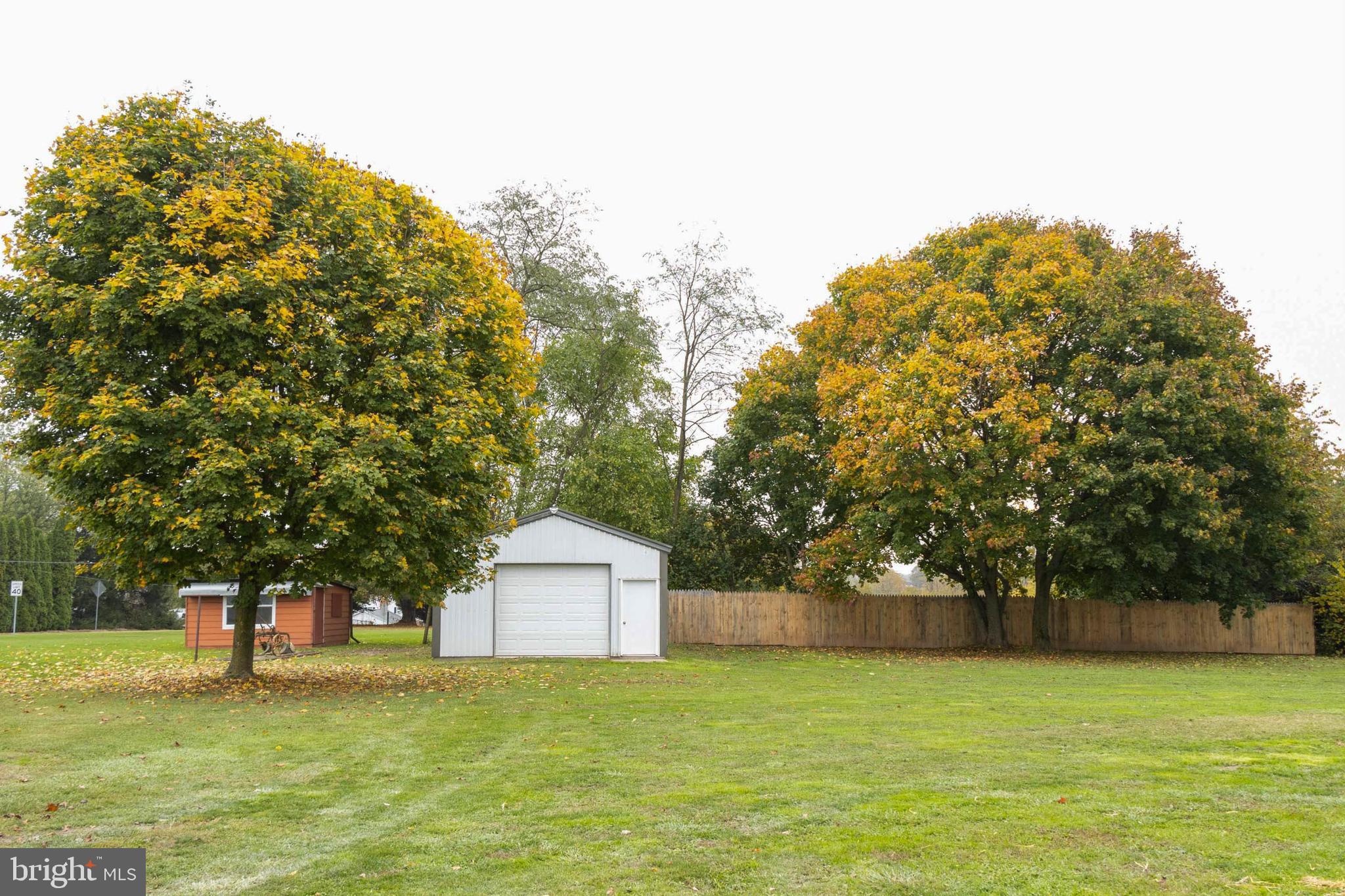 21713 Middletown Road Freeland, MD 21053 - Photo 39 of 41 Large workshop and garage