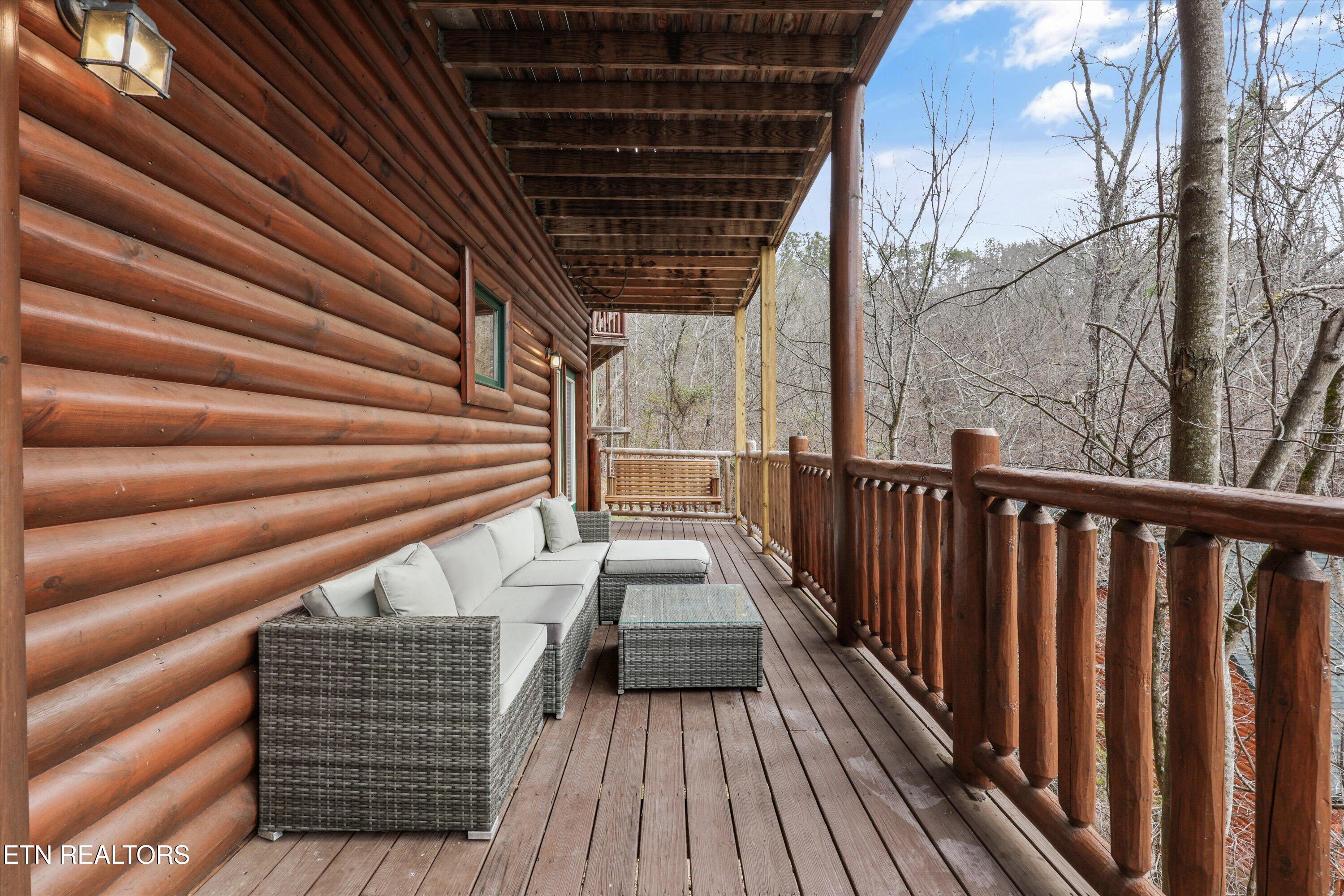 2012 Bear Creek Way Sevierville, TN 37862 - Photo 25 of 42 Covered Back Deck