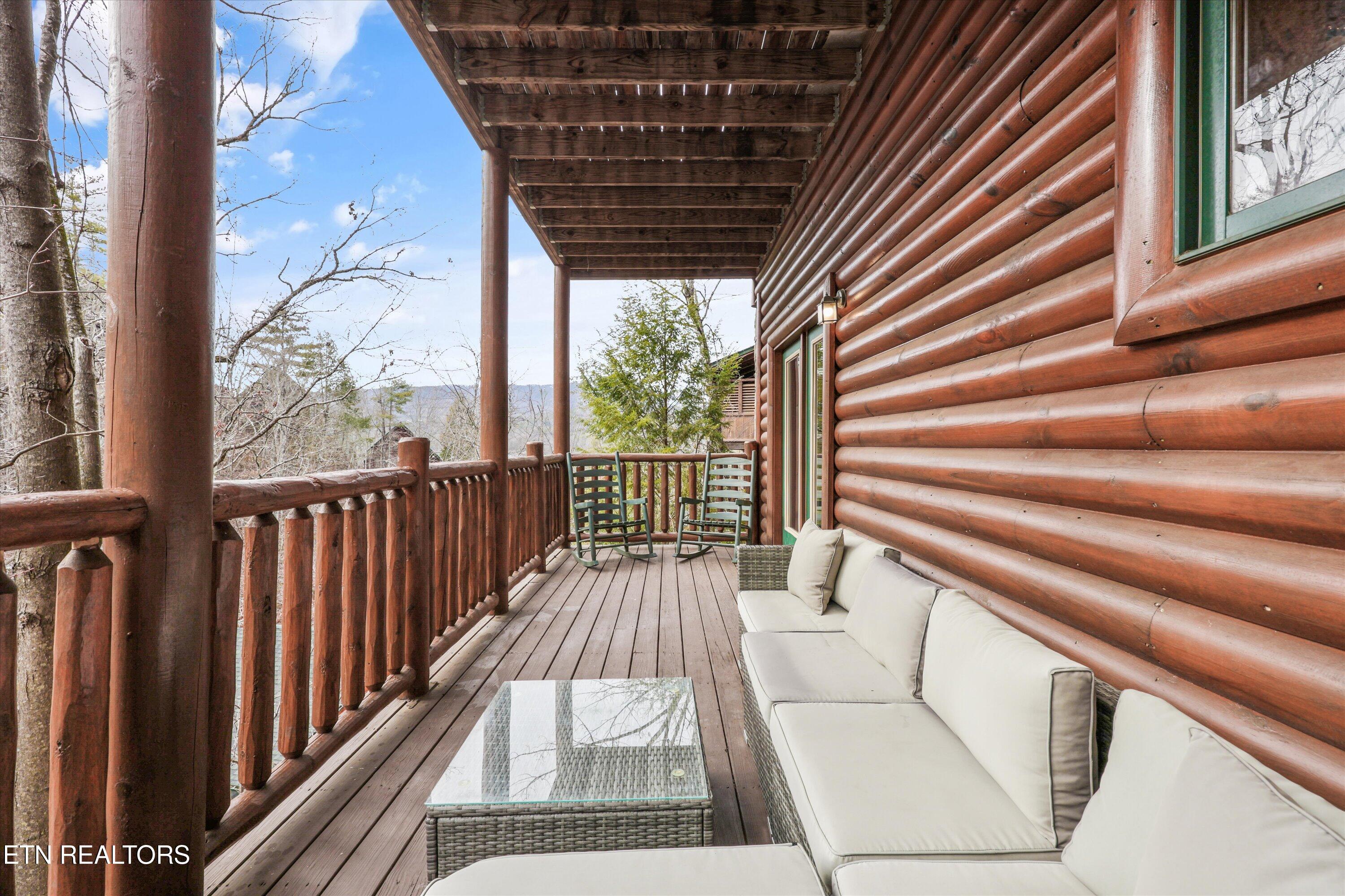2012 Bear Creek Way Sevierville, TN 37862 - Photo 26 of 42 Covered Back Deck