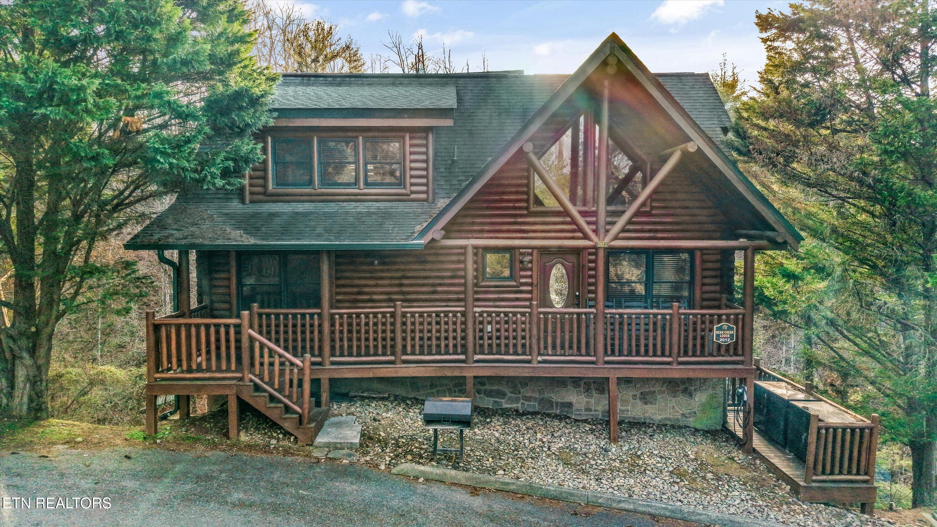 2012 Bear Creek Way Sevierville, TN 37862 - Photo 32 of 42 Front Exterior