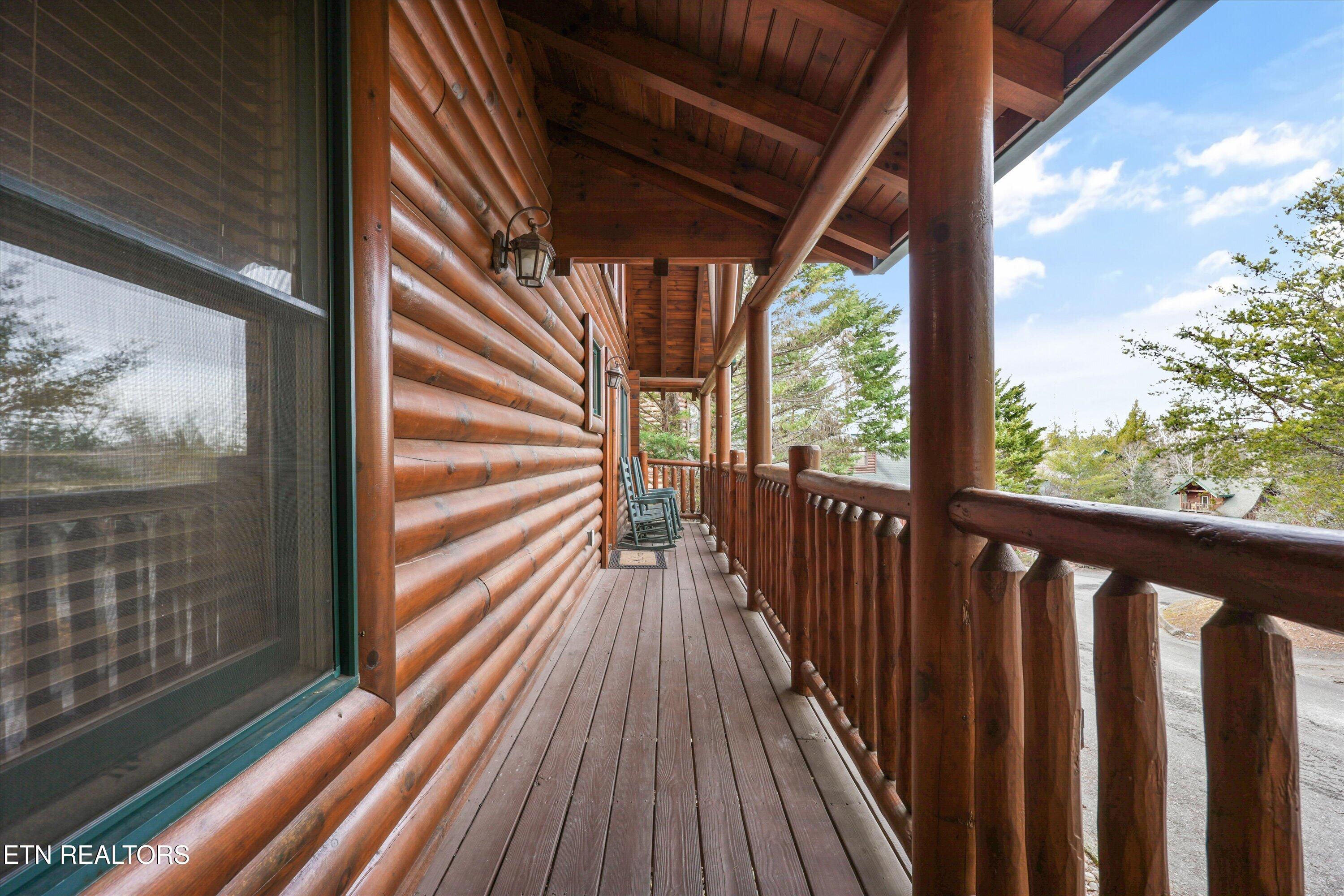 2012 Bear Creek Way Sevierville, TN 37862 - Photo 35 of 42 Front Exterior