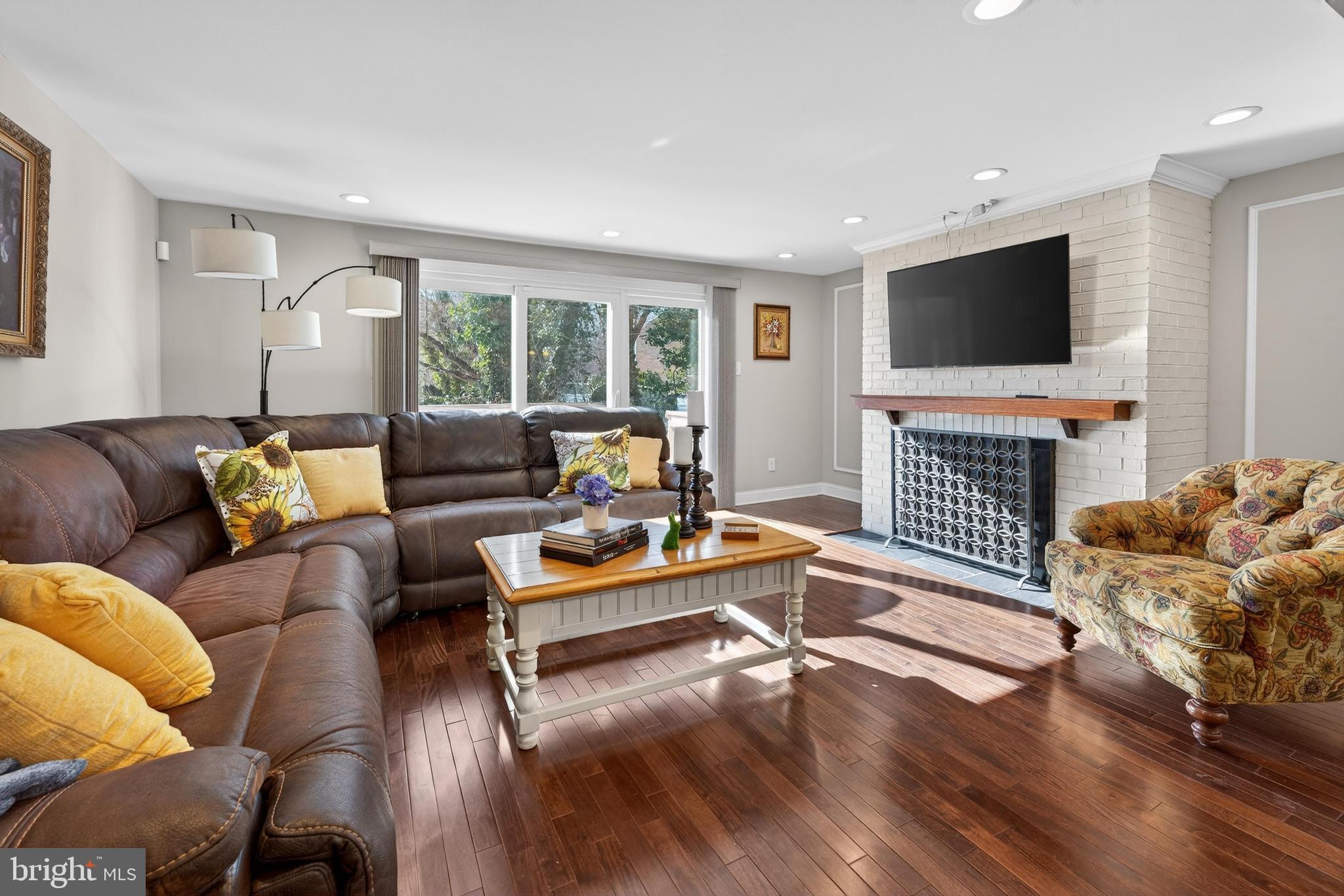 22 East Close Moorestown, NJ 08057 - Photo 8 of 19