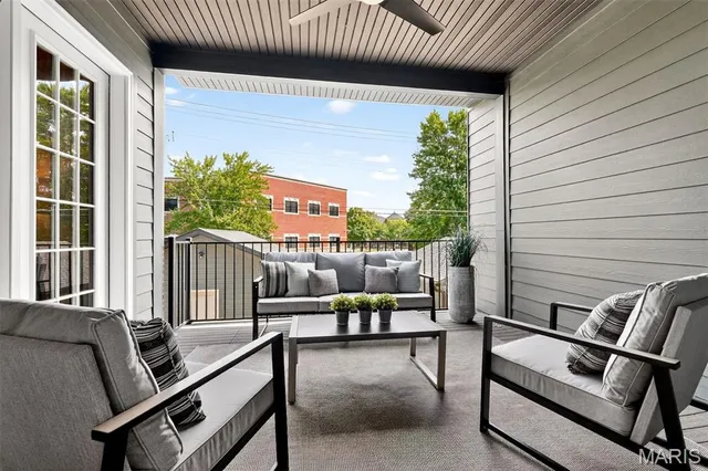$795,000 | 4329 Westminster Place, Unit 1W, St. Louis, MO 63108
