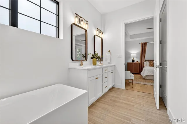 $795,000 | 4329 Westminster Place, Unit 1W, St. Louis, MO 63108