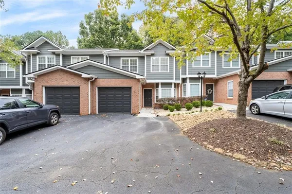 $2,800 | 2680 Pine Tree Road Northeast, Unit 5, Atlanta, GA 30324