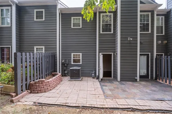 $2,800 | 2680 Pine Tree Road Northeast, Unit 5, Atlanta, GA 30324