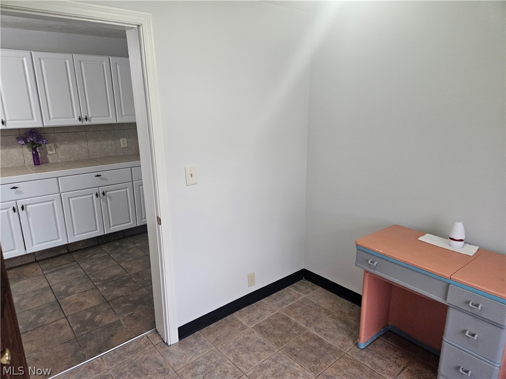 3231 Scranton Road Cleveland, OH 44109 - Photo 33 of 45 Off of kitchen UP