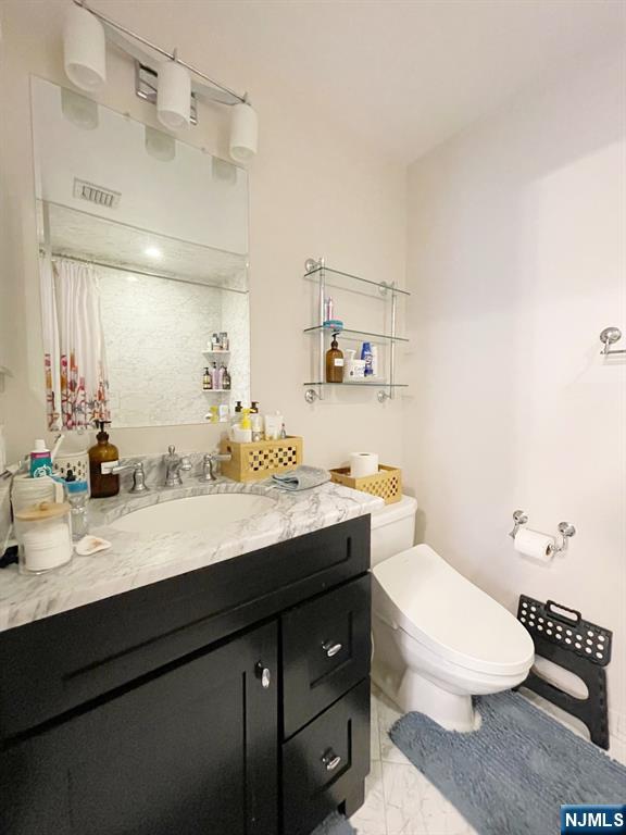 100 Crown Court, Unit 473 Edgewater, NJ 07020 - Photo 13 of 24