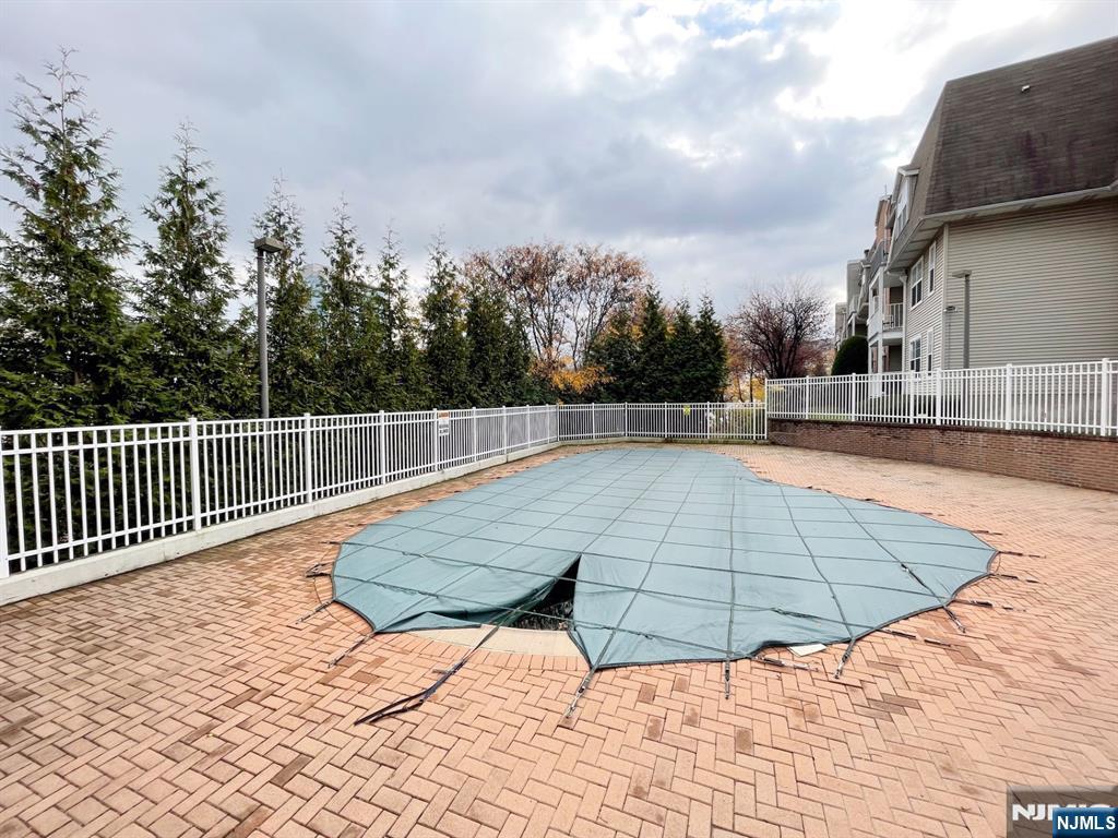 100 Crown Court, Unit 473 Edgewater, NJ 07020 - Photo 19 of 24