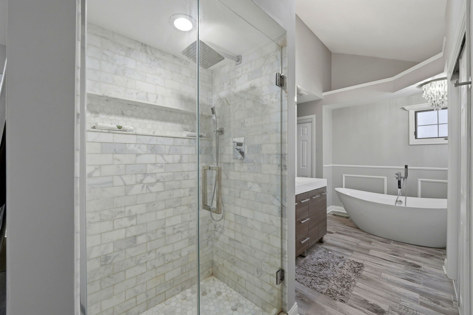 22931 Ridgeway Avenue Richton Park, IL 60471 - Photo 16 of 32 a bathroom with a bathtub and shower