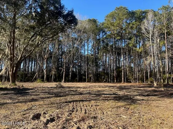 $560 | 42 Mike Drive, Okatie, SC 29909