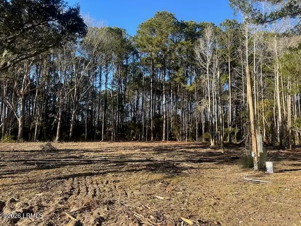 $560 | 42 Mike Drive, Okatie, SC 29909