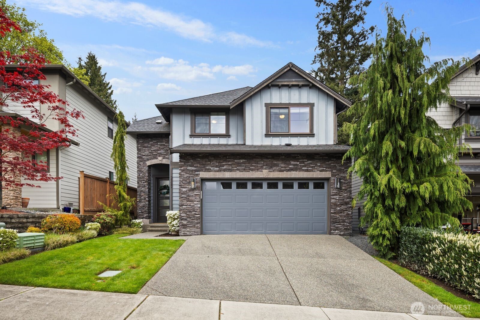 3725 200th Place Southeast Bothell, WA 98012 - Photo 3 of 40