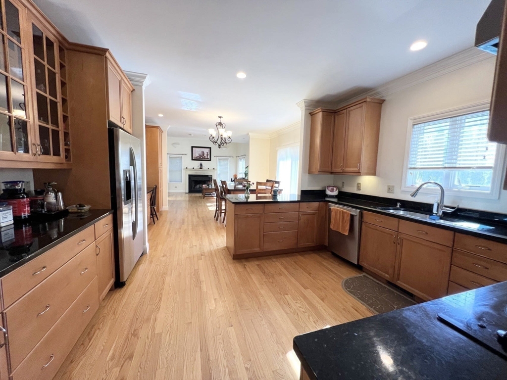 15 Stimson Avenue Lexington, MA 02421 - Photo 7 of 19