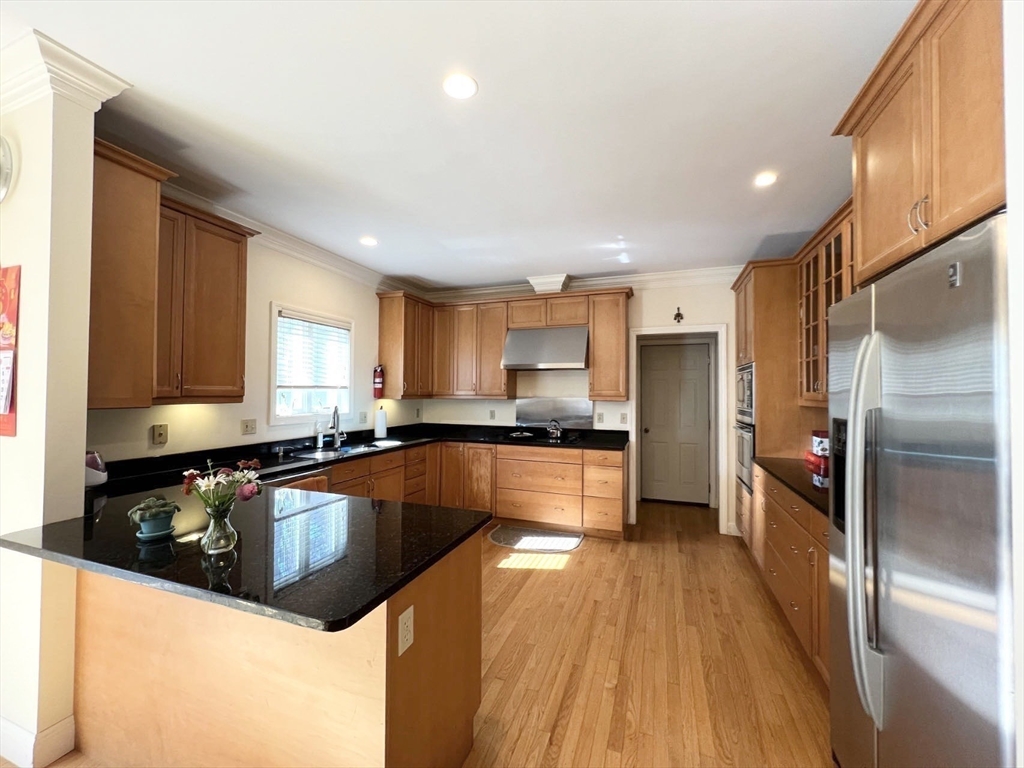 15 Stimson Avenue Lexington, MA 02421 - Photo 8 of 19