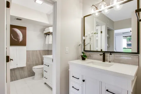 $10,000 | 512 Brackenwood Place, Palm Beach Gardens, FL 33418