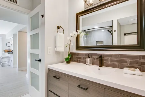 $10,000 | 512 Brackenwood Place, Palm Beach Gardens, FL 33418