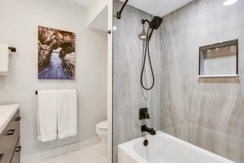 $10,000 | 512 Brackenwood Place, Palm Beach Gardens, FL 33418