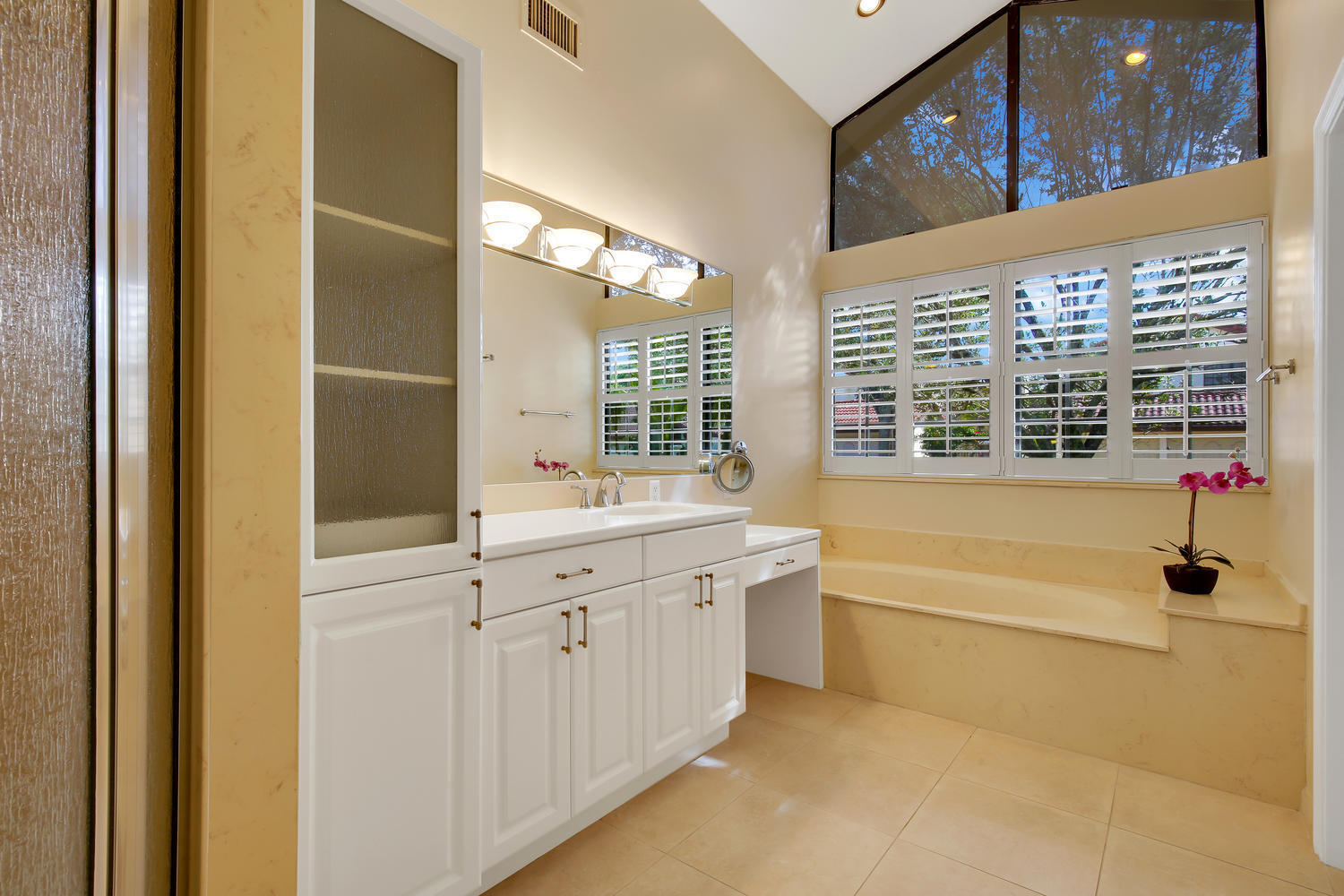 21741 Club Villa Terrace Boca Raton, FL 33433 - Photo 21 of 28 21741 Club Villa Terrace Boca-large-014-