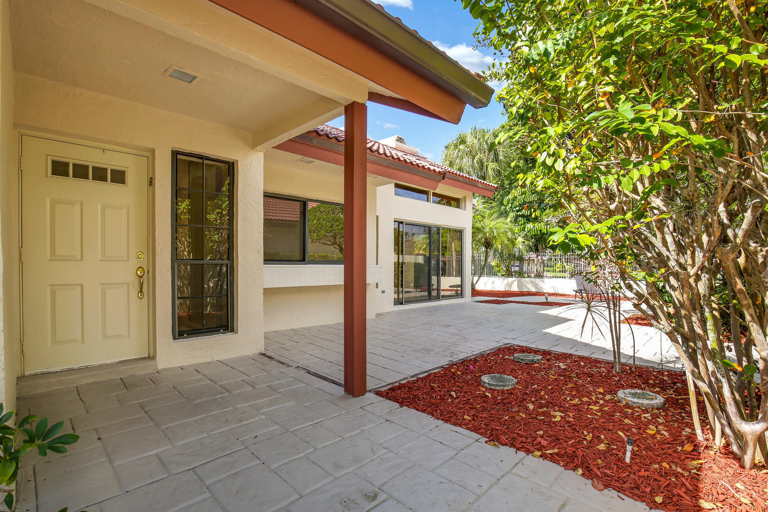 21741 Club Villa Terrace Boca Raton, FL 33433 - Photo 3 of 28 21741 Club Villa Terrace Boca-large-004-