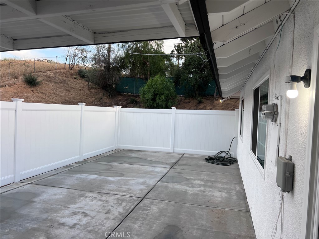 195 Masters Avenue Riverside, CA 92507 - Photo 32 of 37