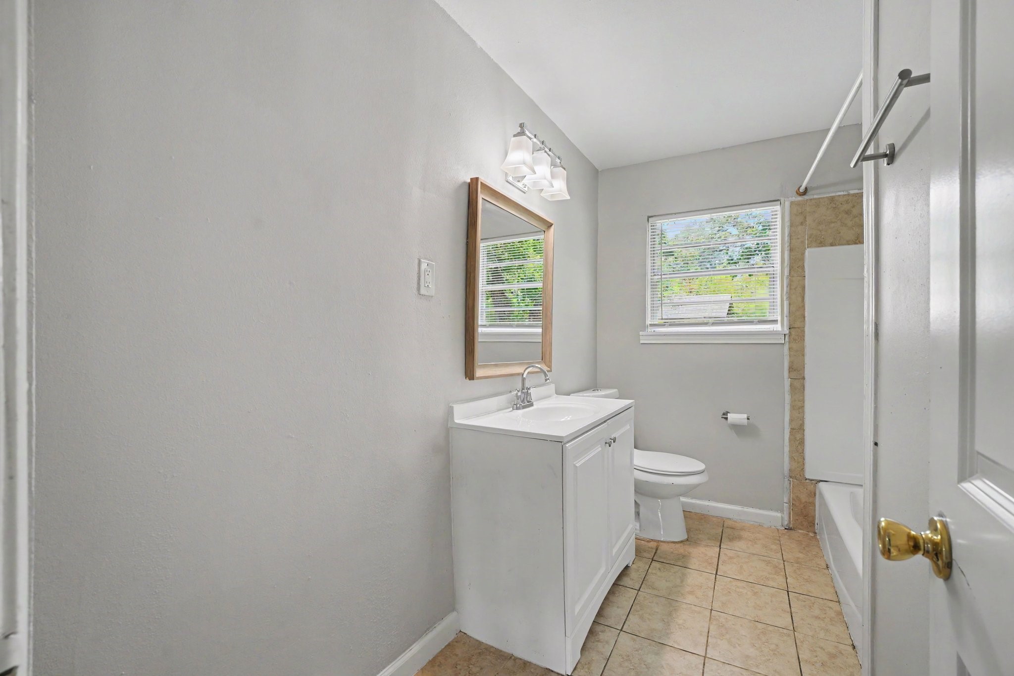 8433 Woodlyn Road Houston, TX 77028 - Photo 16 of 19