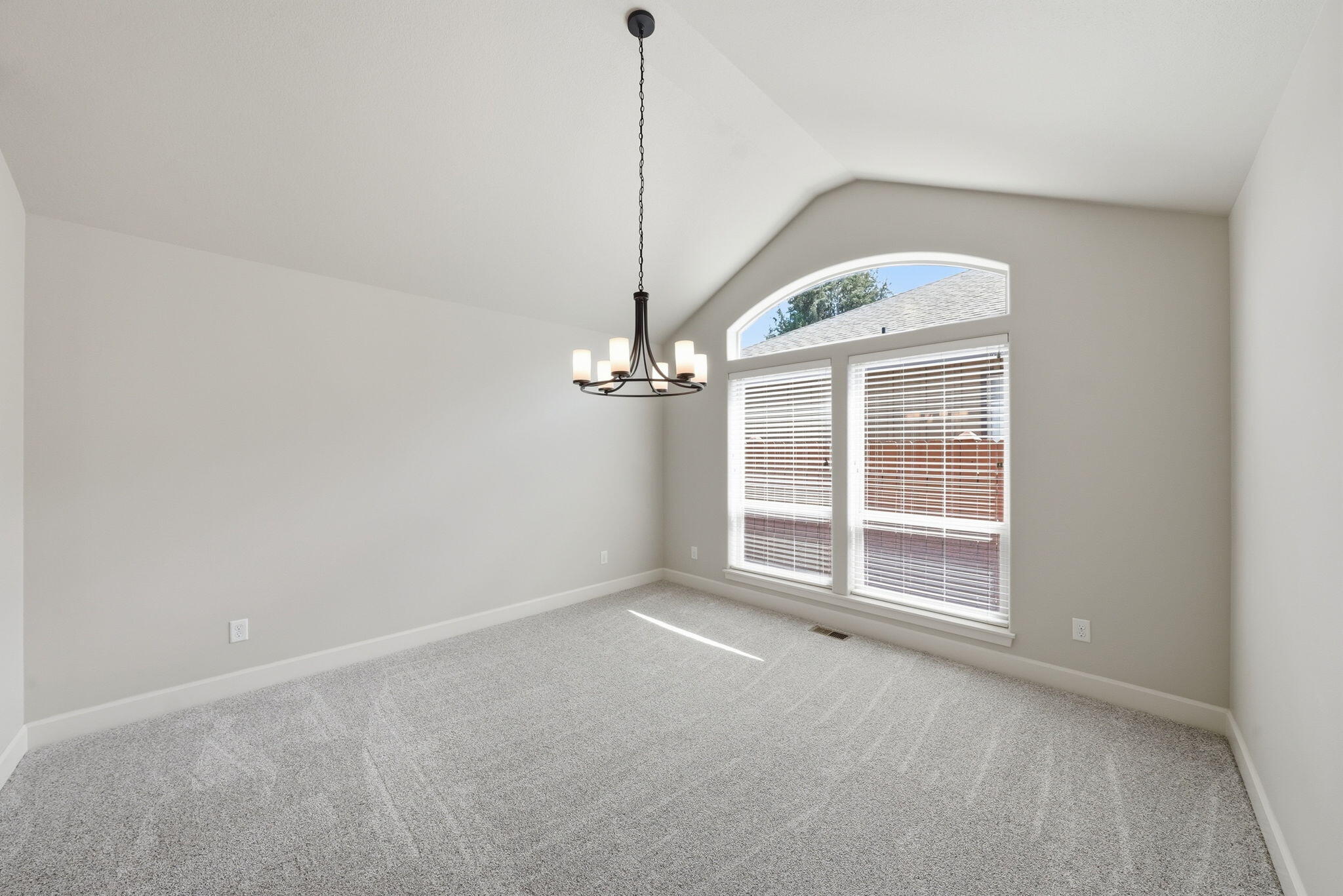 61711 Rigel Way Bend, OR 97702 - Photo 15 of 45 19-web-or-mls-Riley_Visuals_013