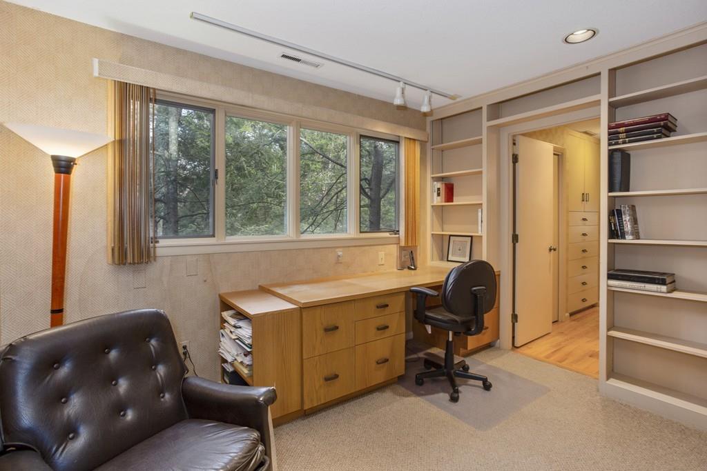 217 Ardsley Road Longmeadow, MA 01106 - Photo 20 of 42