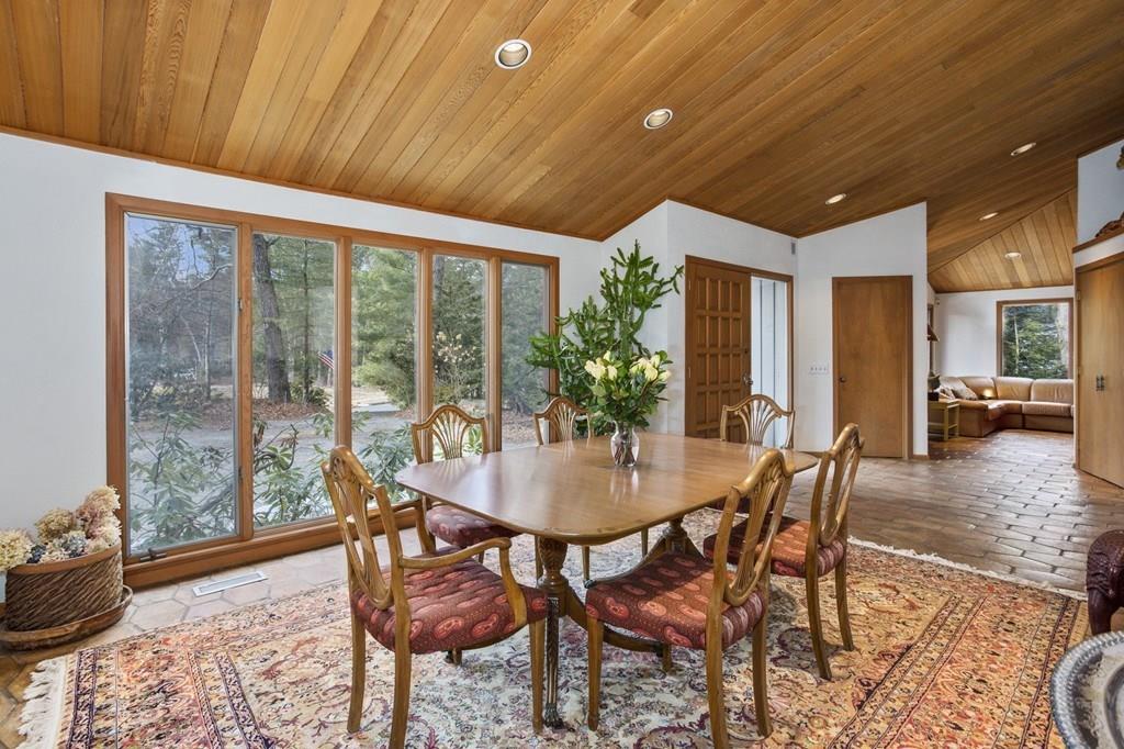 217 Ardsley Road Longmeadow, MA 01106 - Photo 9 of 42