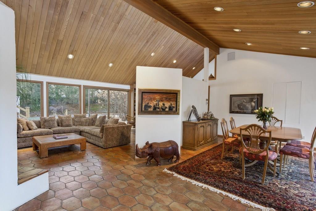 217 Ardsley Road Longmeadow, MA 01106 - Photo 10 of 42
