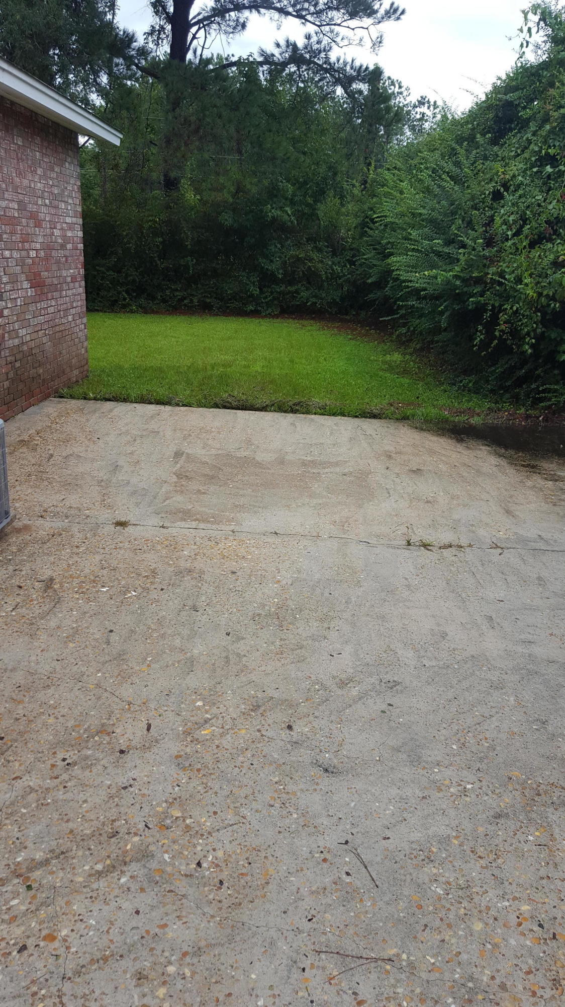 11 Cranford Road Goose Creek, SC 29445 - Photo 14 of 21 11 Cran. Side Patio