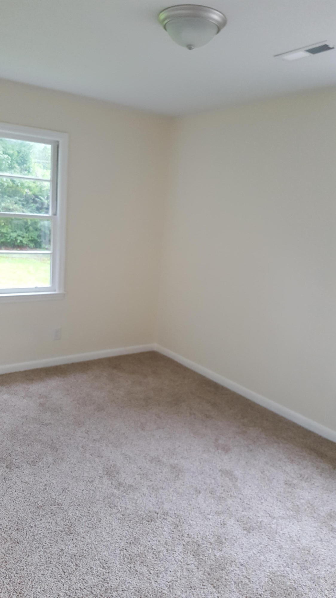 11 Cranford Road Goose Creek, SC 29445 - Photo 6 of 21 11 Cran rm.1
