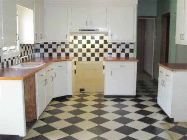 15 Trails End Road Westford, MA 01886 - Photo 5 of 7 Gallery Image 5