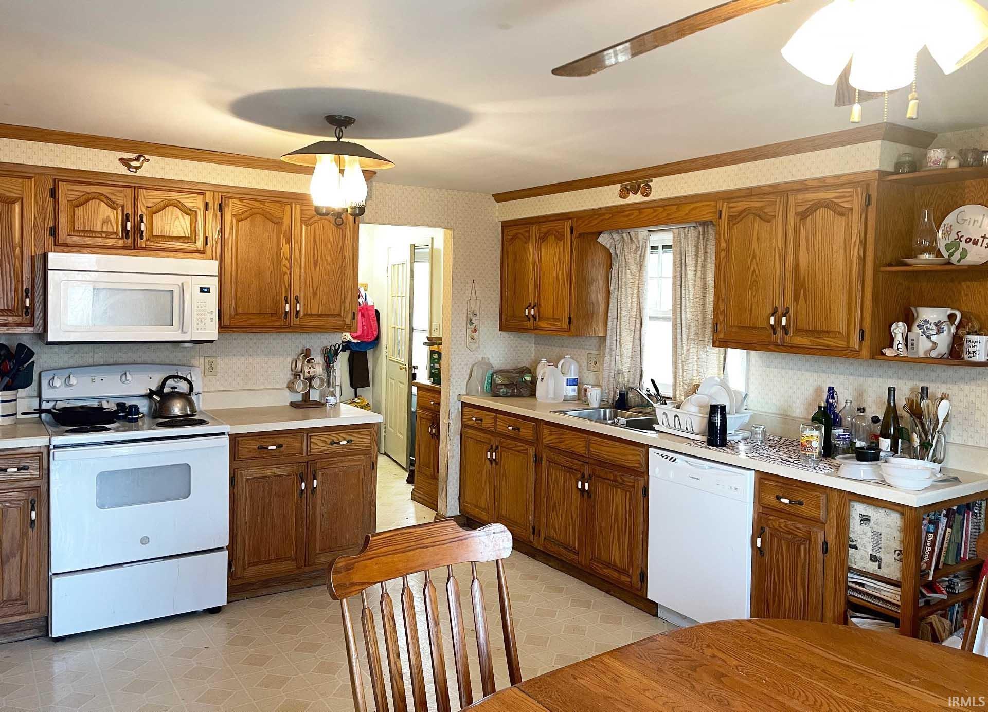 8619 North Fire Station Road Bloomfield, IN 47424 - Photo 8 of 21